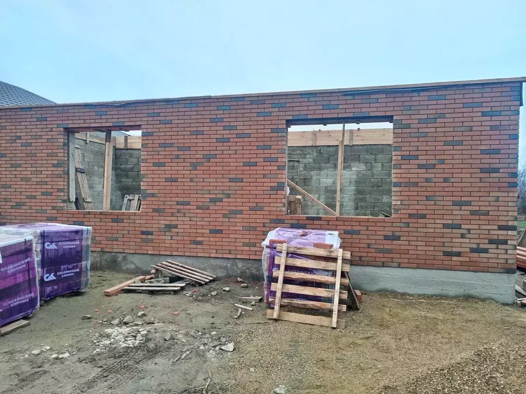 Дом в Краснодарский край, Темрюк ул. Декабристов (100 м) - Фото 1