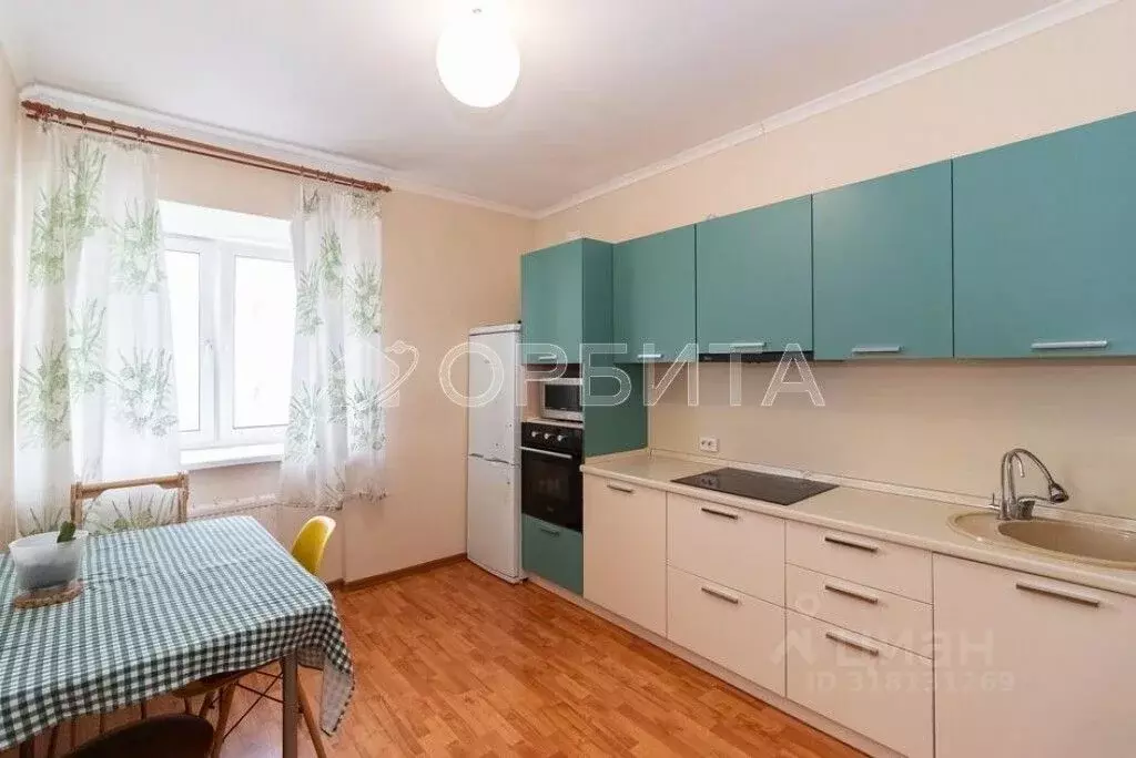 3-к кв. Тюменская область, Тюмень ул. Московский Тракт, 127 (81.0 м) - Фото 0
