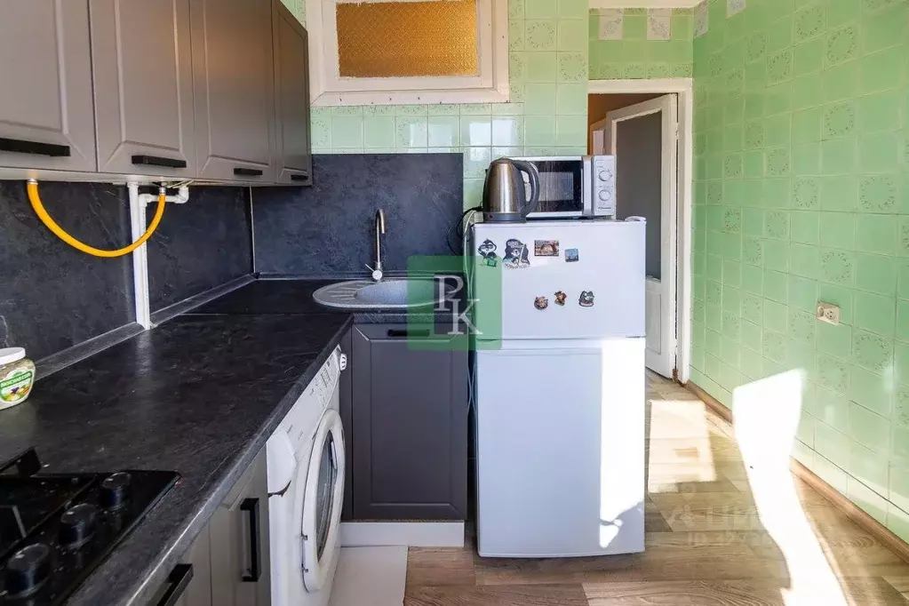 3-к кв. Крым, Симферополь пер. Гавена, 10 (63.4 м) - Фото 2