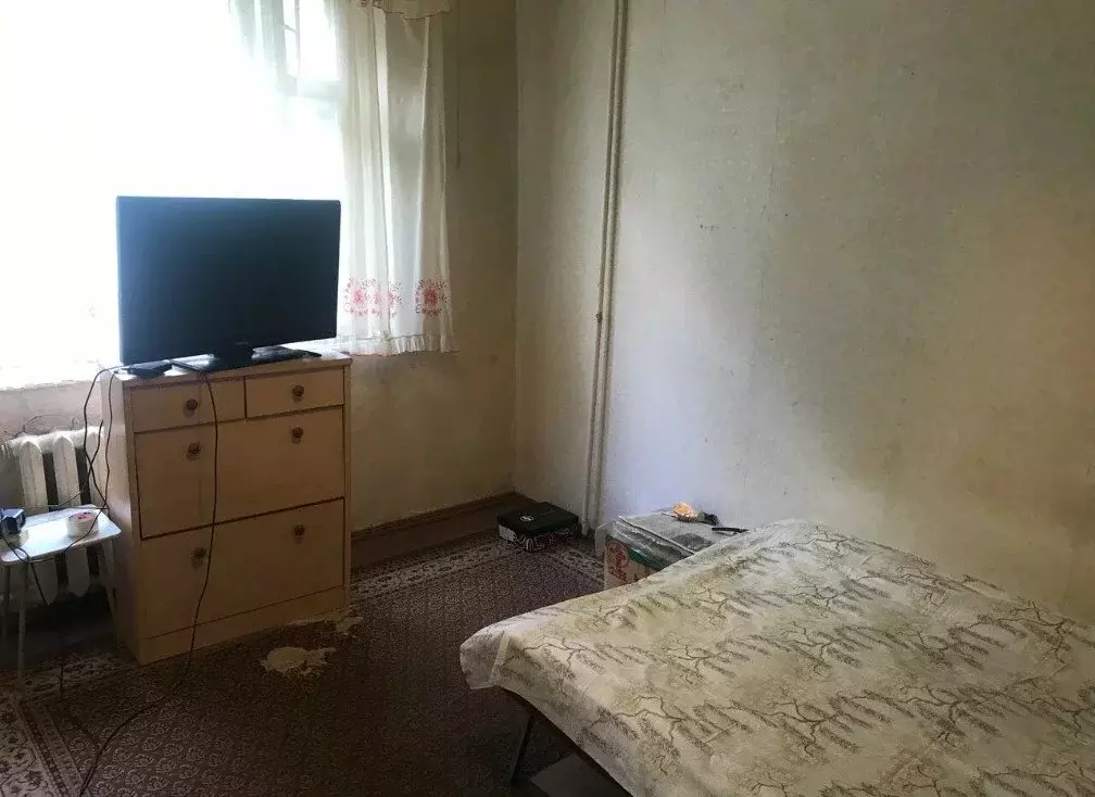 3-комнатная квартира: Каменск-Шахтинский, проспект Карла Маркса, 67 ... - Фото 2