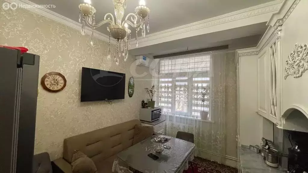 2-комнатная квартира: Махачкала, Заморская улица, 17 (71 м) - Фото 1