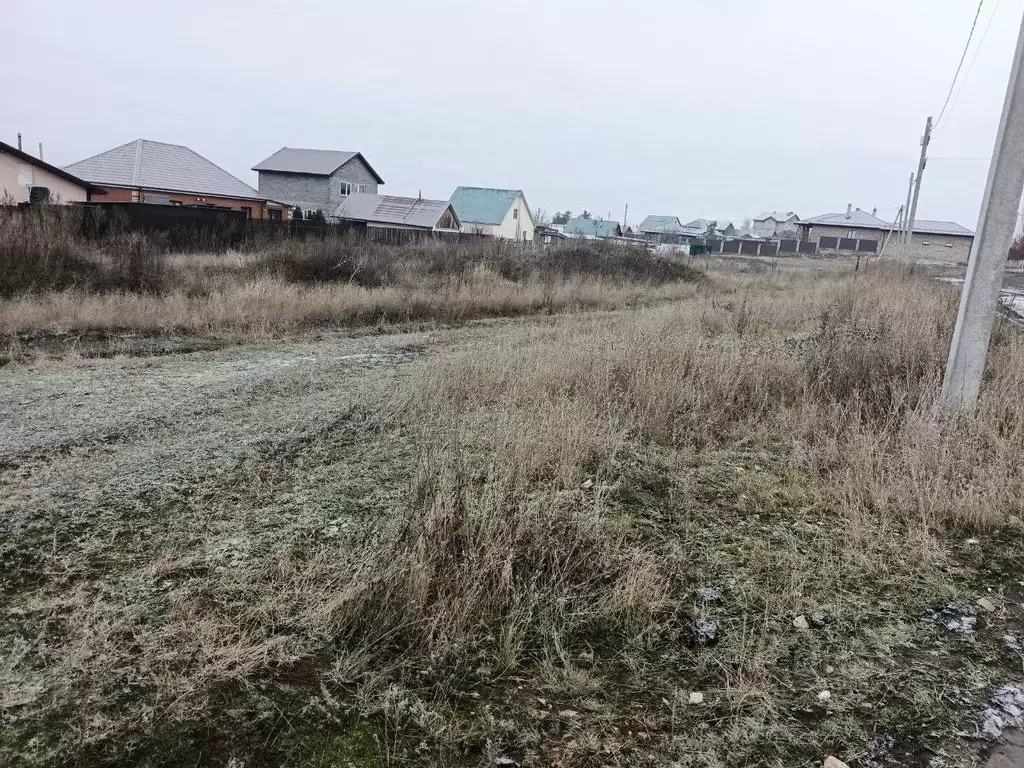 Участок в Самарская область, Чапаевск пос. Большое Томылово,  (9.5 ... - Фото 2