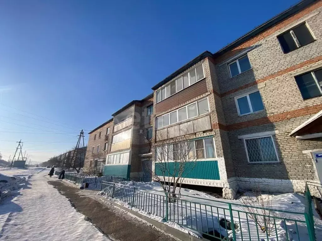 2-к кв. Бурятия, Иволгинский район, Сотниковское с/пос, с. Сотниково ... - Фото 2