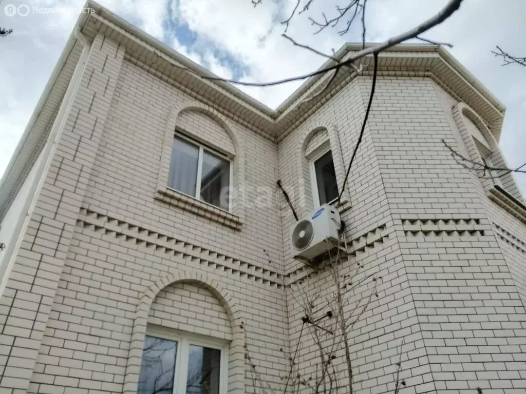 Дом в Астрахань, село Новолесное, 2-я Новолесная улица (356.4 м) - Фото 1