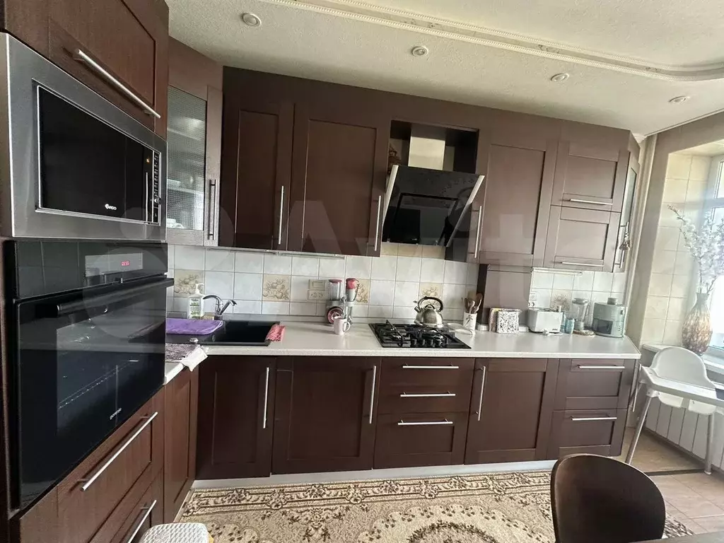 2-к. квартира, 56 м, 7/9 эт. - Фото 1