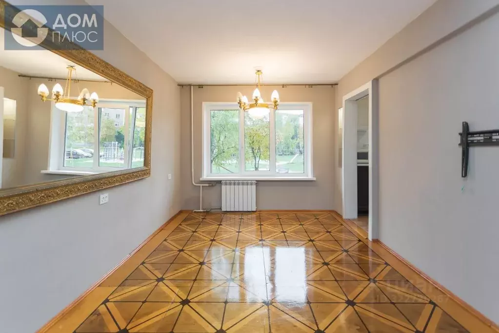 3-к кв. Карелия, Петрозаводск ул. Парфенова, 4 (62.7 м) - Фото 1