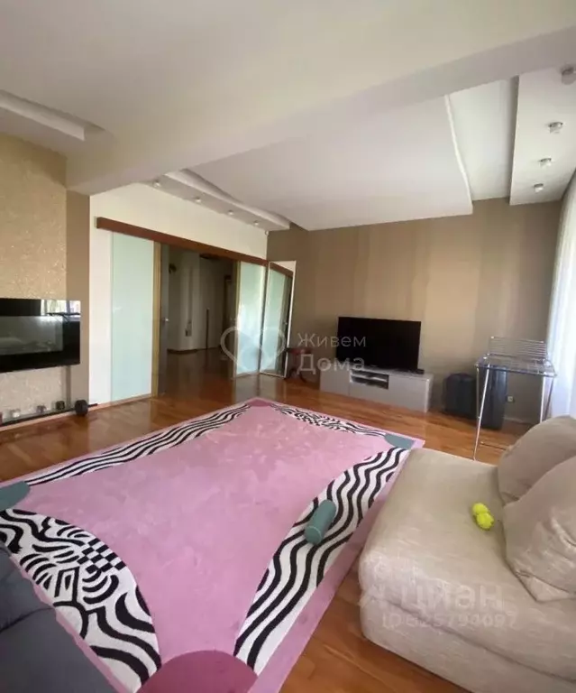 4-к кв. Волгоградская область, Волгоград Профсоюзная ул., 12 (129.5 м) - Фото 1