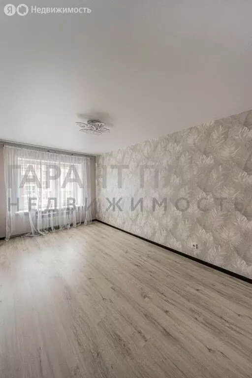 3-комнатная квартира: Липецк, улица Хренникова, 4 (75.7 м) - Фото 1