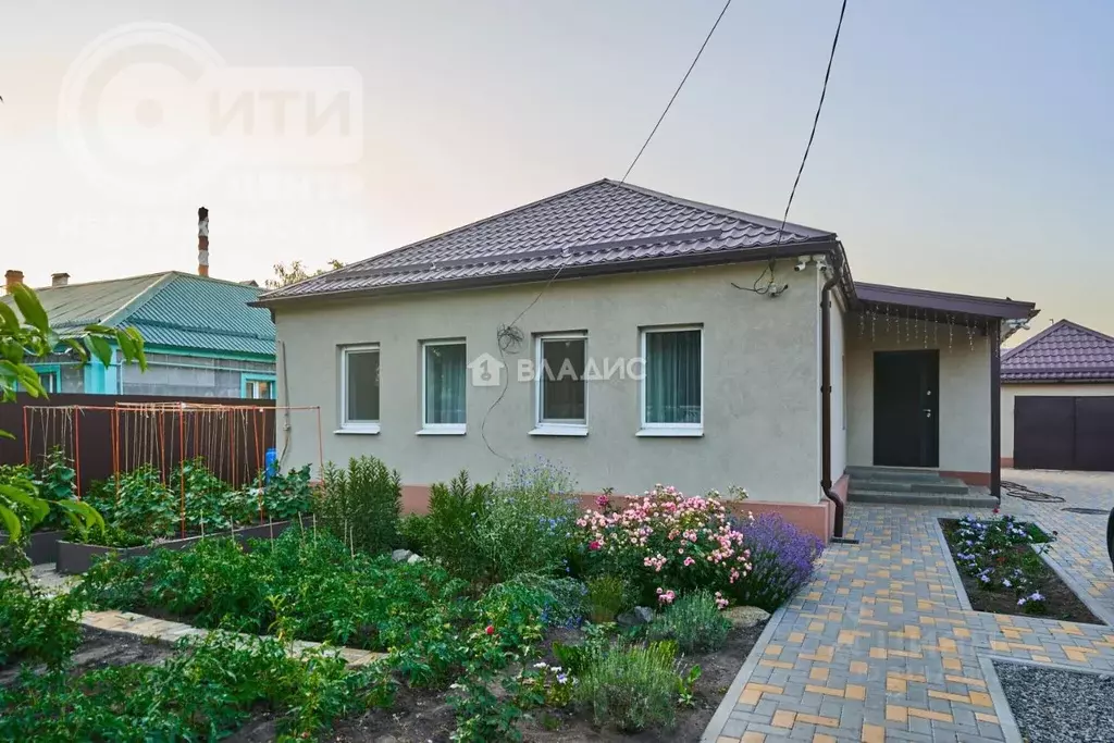 Дом в Воронежская область, Воронеж ул. Черепанова, 9 (72 м) - Фото 1