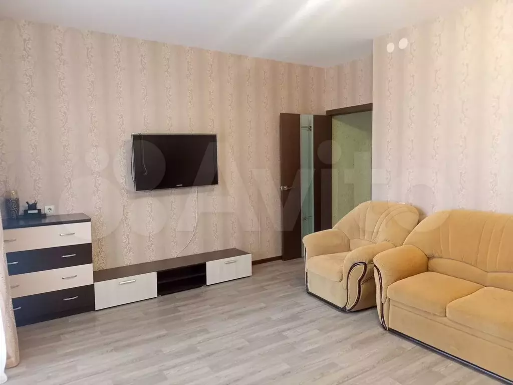2-к. квартира, 64,7 м, 2/10 эт. - Фото 1