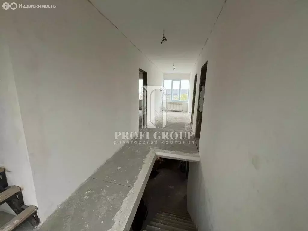 Дом в посёлок городского типа Ленинкент, улица Генжеханова, 28 (400 м) - Фото 1