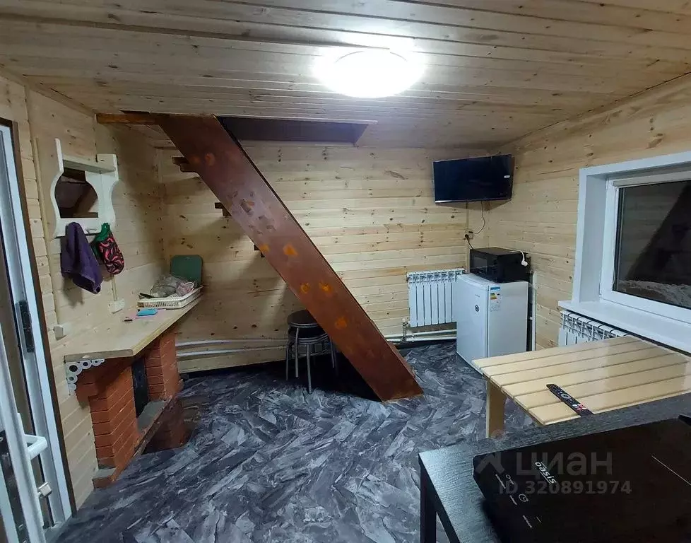 Дом в Нижегородская область, Арзамас ул. Репина, 8 (50 м) - Фото 1