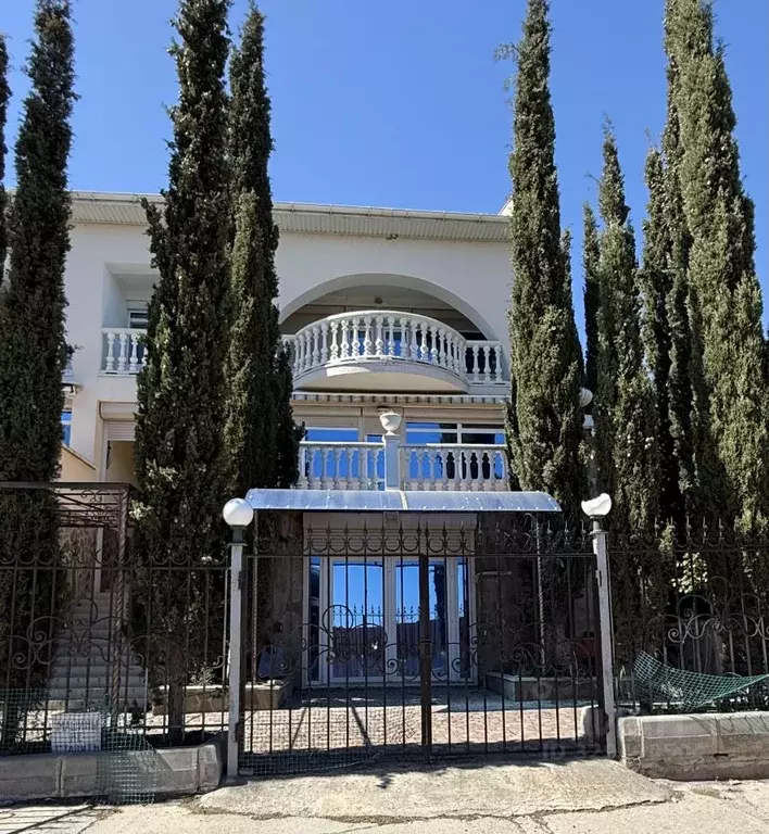 Таунхаус в Крым, Алушта ш. Судакское, 4А (204 м) - Фото 1