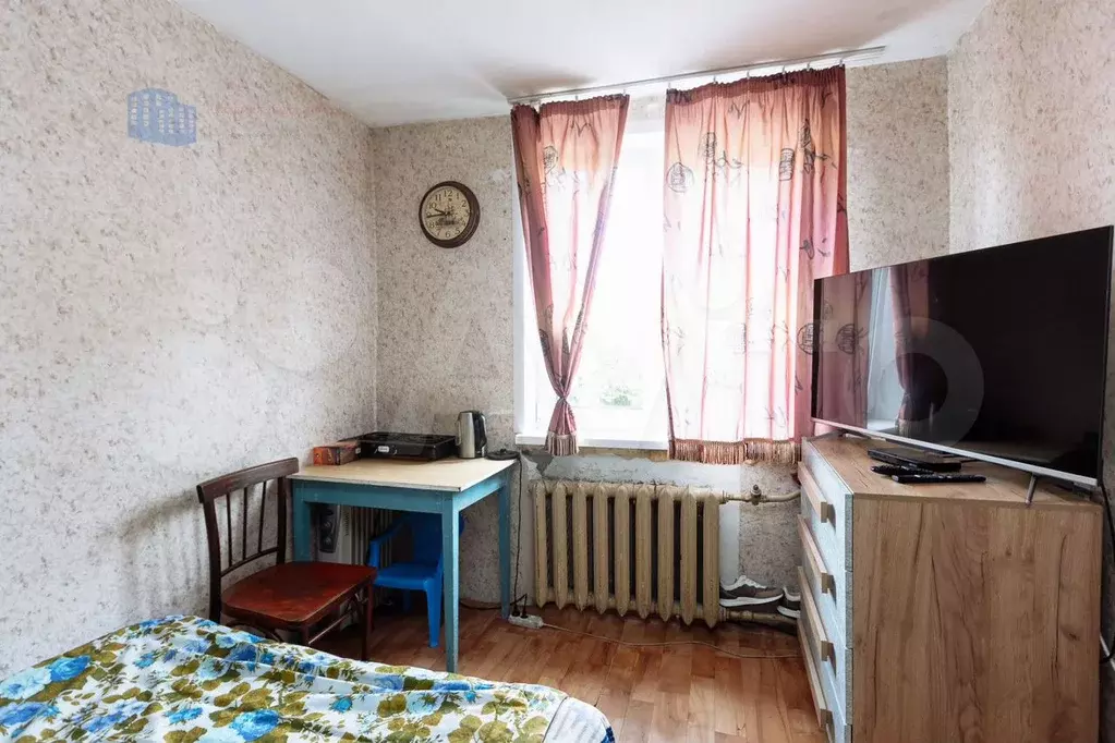 Комната 10,7 м в 7-к., 2/2 эт. - Фото 1