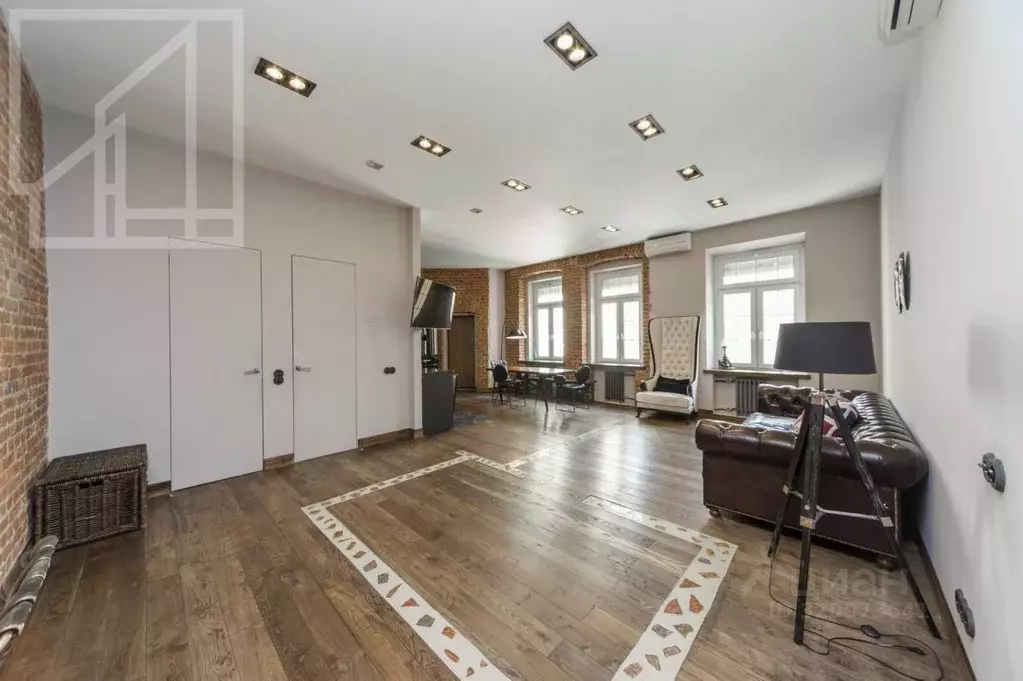 3-к кв. Москва Трубниковский пер., 30С3 (105.0 м) - Фото 0