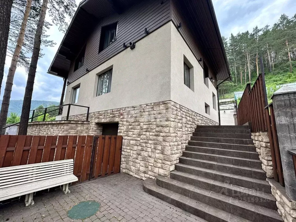 Дом в Красноярский край, Дивногорск городской округ, пос. Усть-Мана ... - Фото 1