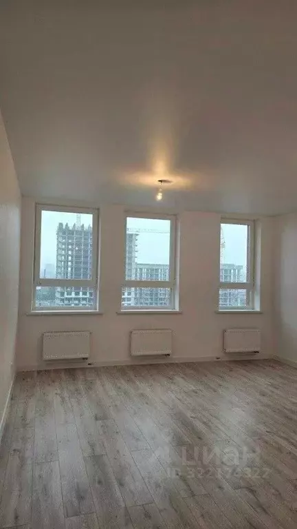 Студия Свердловская область, Екатеринбург ул. Монтерская, 8/2 (29.0 м) - Фото 1