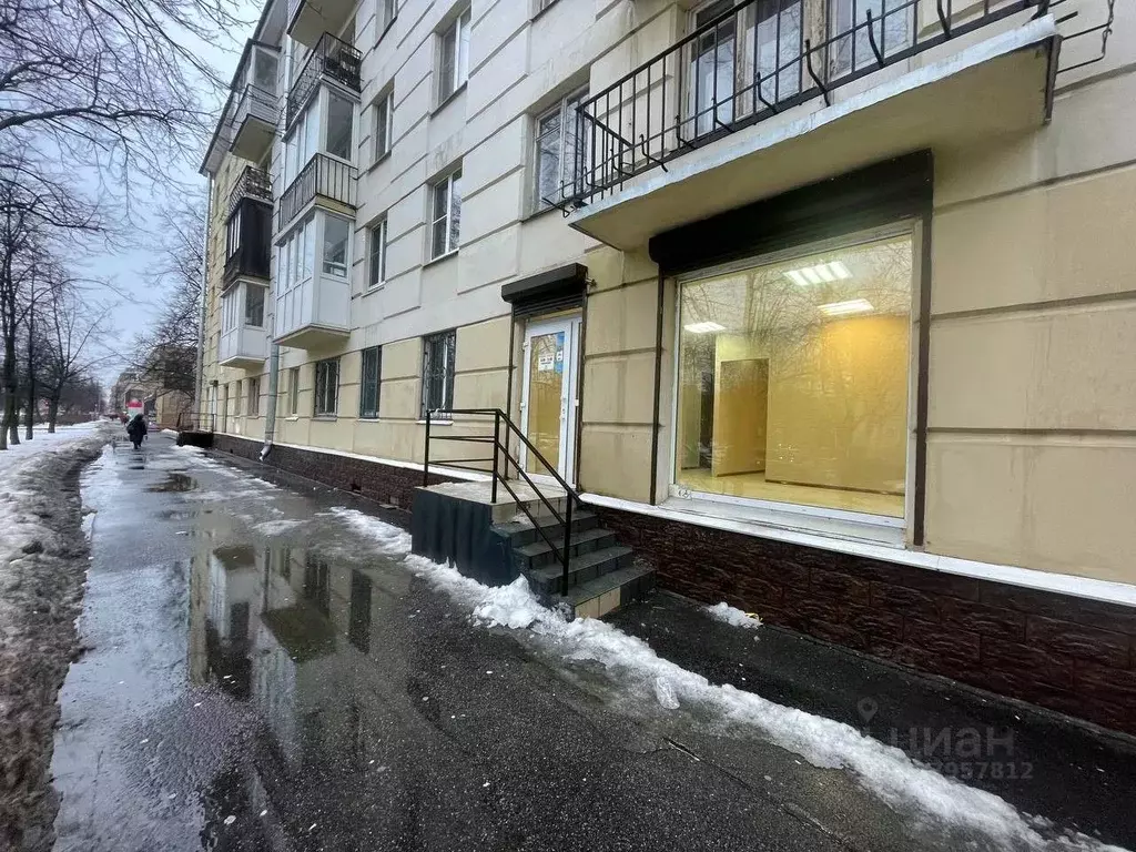 Торговая площадь в Санкт-Петербург ул. Ленсовета, 42 (35 м) - Фото 1