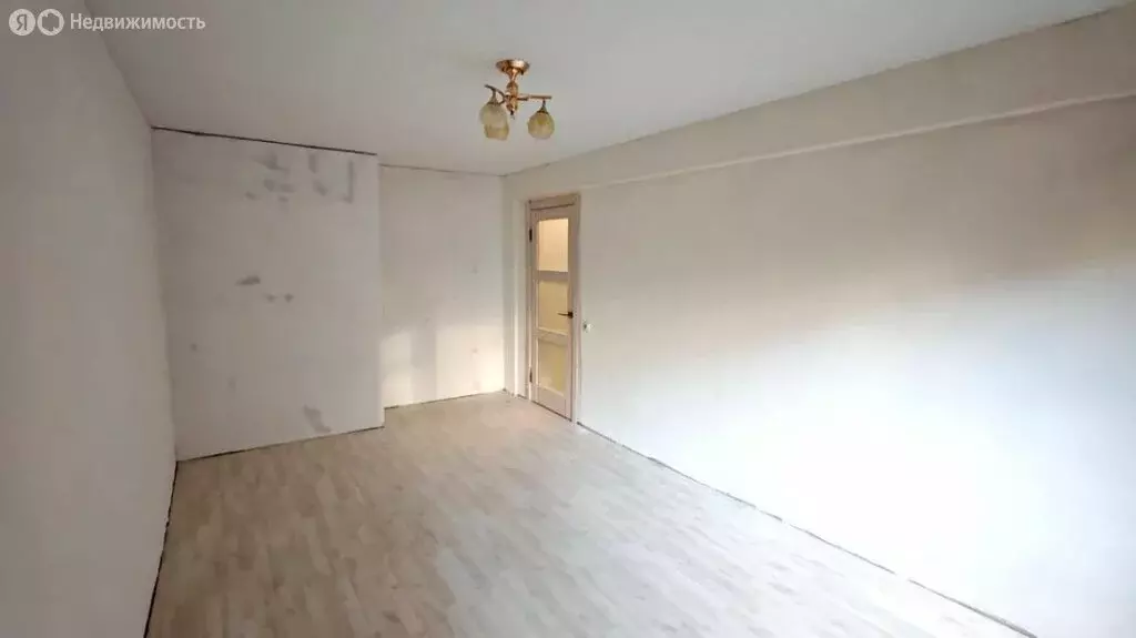 1-комнатная квартира: Калуга, улица Гурьянова, 37 (33 м) - Фото 0