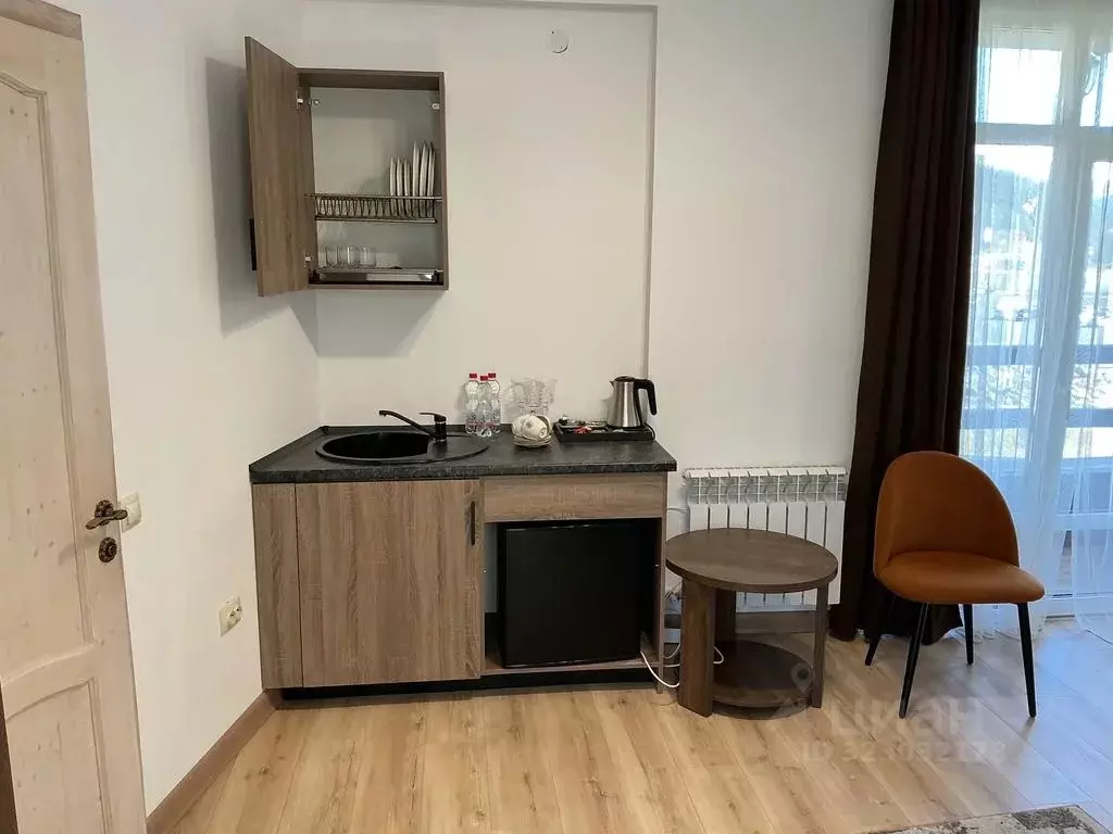 Комната Карачаево-Черкесия, Зеленчукский район, с. Архыз, пос. ... - Фото 2