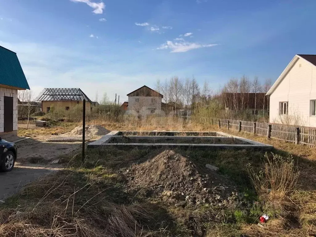 Участок в Тюменская область, с. Ярково ул. Светлая (7.68 сот.) - Фото 1