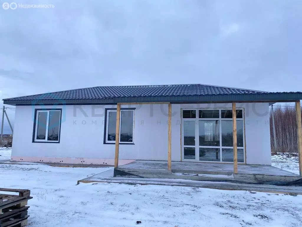 Дом в Омский район, Магистральное сельское поселение, деревня Зелёное ... - Фото 1