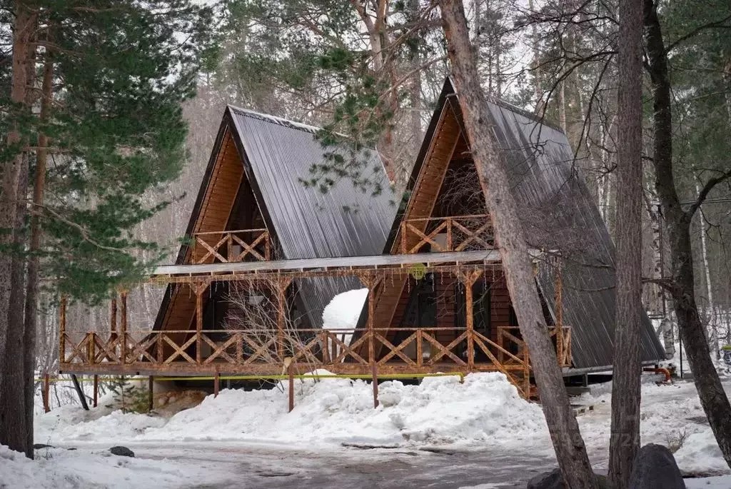 Дом в Кабардино-Балкария, Эльбрусский район, с. Терскол ул. ... - Фото 0