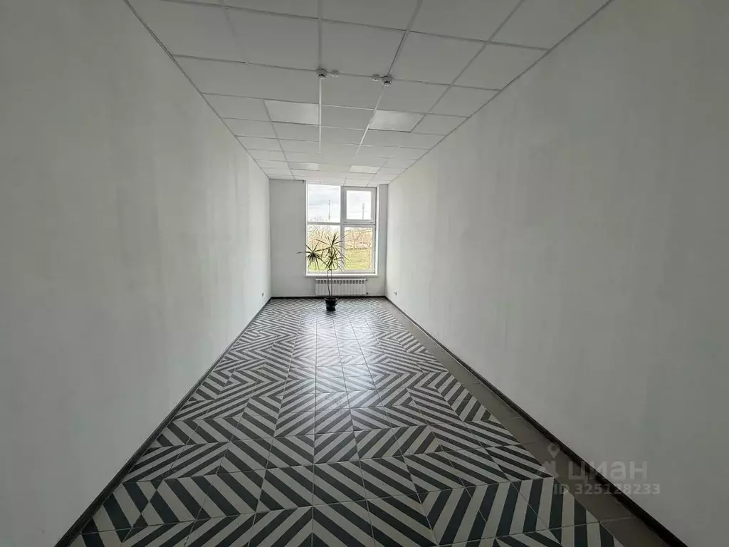 Помещение свободного назначения в Волгоградская область, Волгоград ул. ... - Фото 2