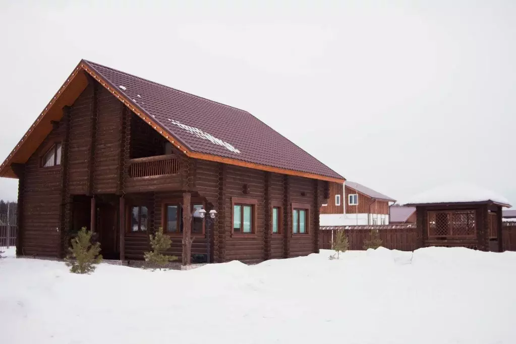 Дом в Калужская область, Тарусский район, с. Волковское  (230 м) - Фото 2