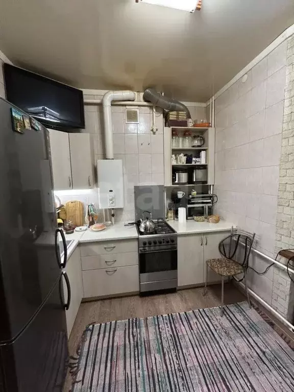 1-к кв. Коми, Ухта Октябрьская ул., 6 (41.3 м) - Фото 0