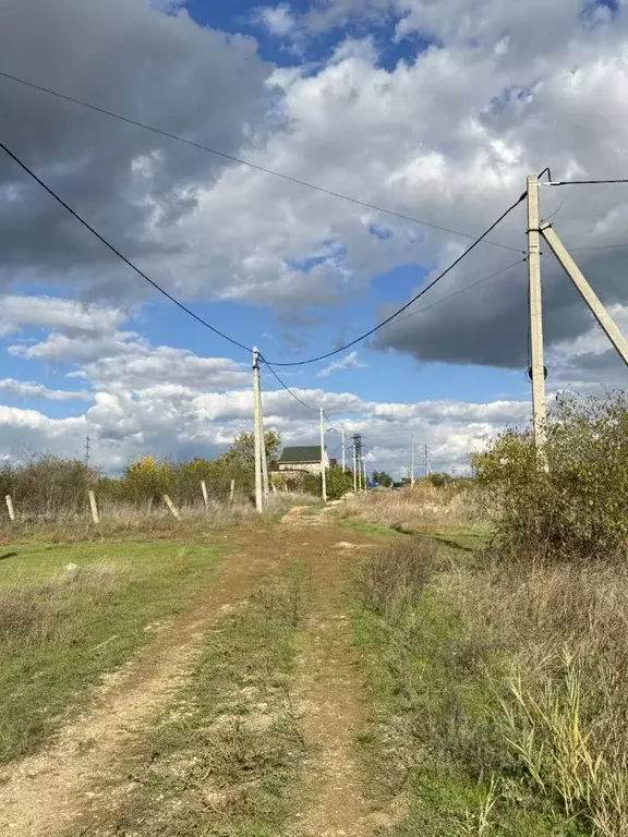 Участок в Крым, Феодосия Инвалидов Ручеек СПК, ул. Ореховая (6.7 сот.) - Фото 1