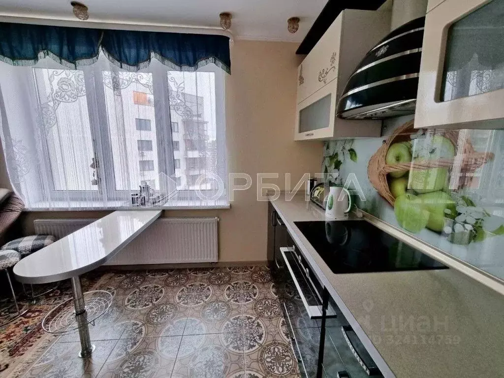 2-к кв. Тюменская область, Тюмень ул. Ю.-Р.Г. Эрвье, 30к4 (60.2 м) - Фото 2