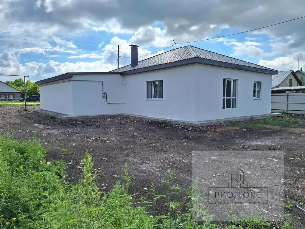 Дом в Челябинская область, с. Агаповка ул. Тепличная (100 м) - Фото 2