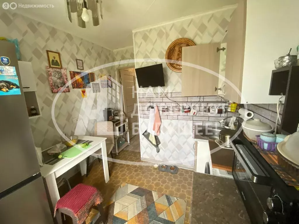 3-комнатная квартира: Чусовой, улица Космонавтов, 12 (57.8 м) - Фото 0