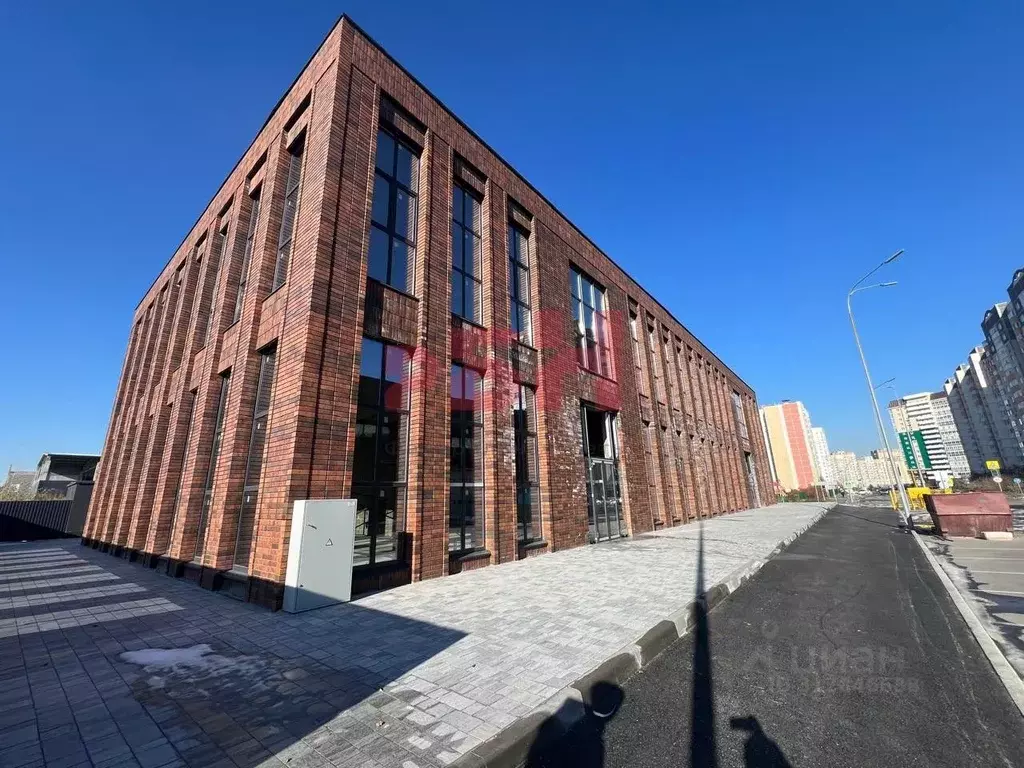 Торговая площадь в Тюменская область, Тюмень ул. Николая Семенова, 20 ... - Фото 1