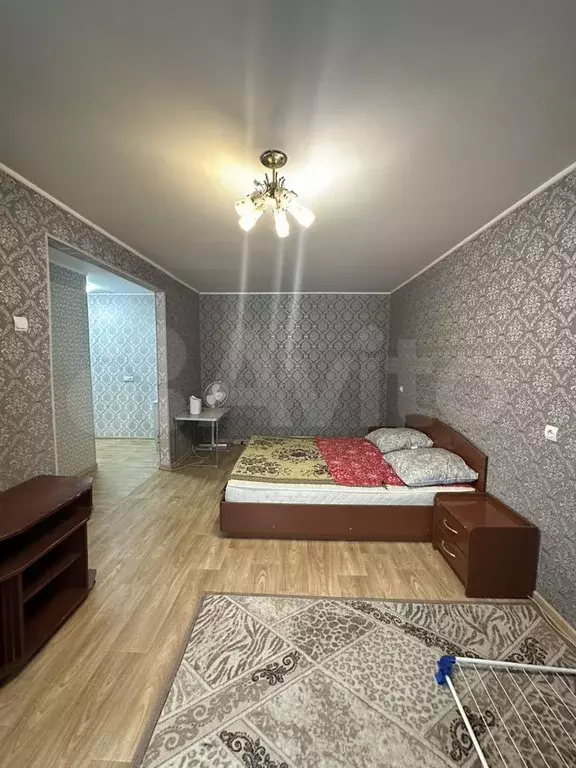 1-к. квартира, 32 м, 1/5 эт. - Фото 0