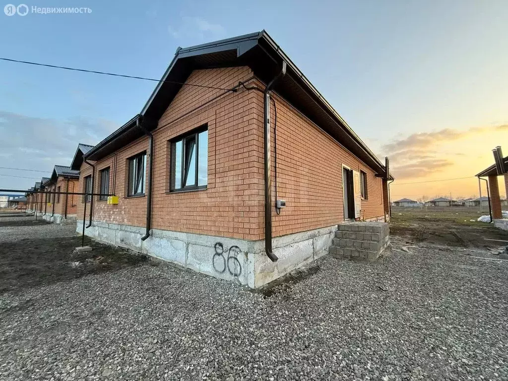 Дом в Михайловск, улица Дмитрия Подопригора (120 м) - Фото 2