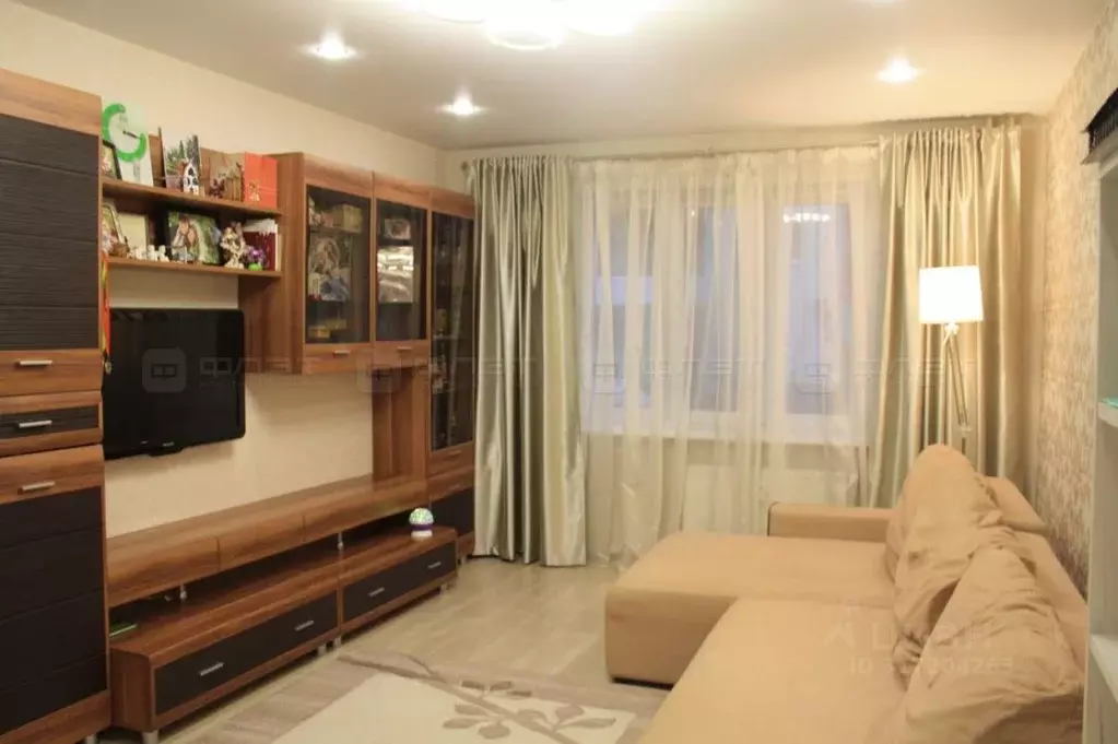 2-к кв. Татарстан, Казань ул. Баки Урманче, 11Бк2 (59.6 м) - Фото 0