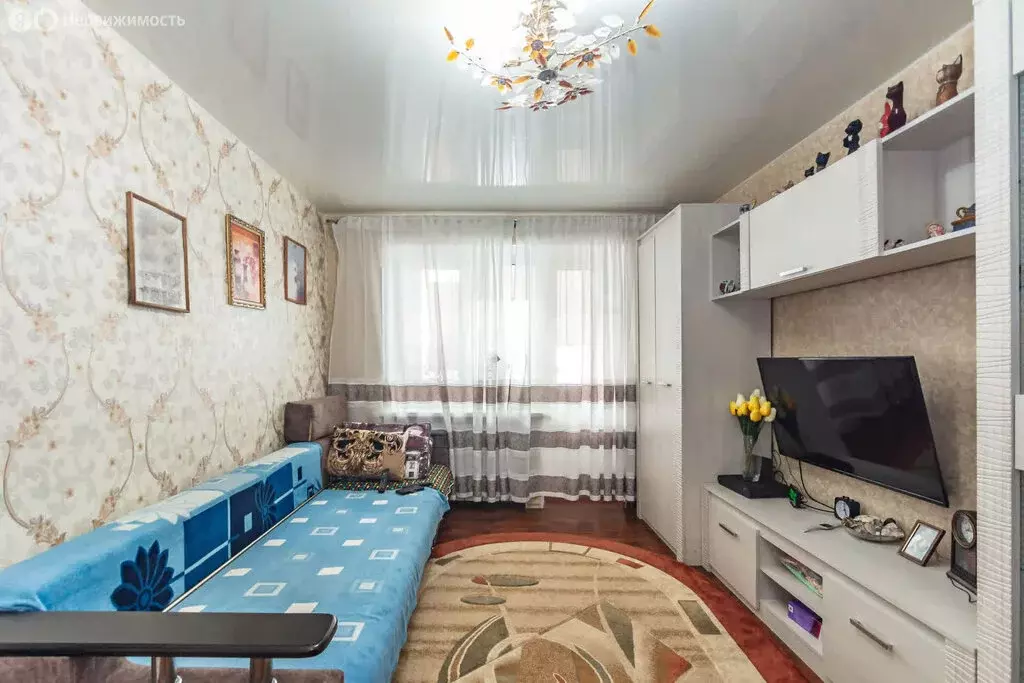 3-комнатная квартира: Батайск, улица Луначарского, 177 (54 м) - Фото 1