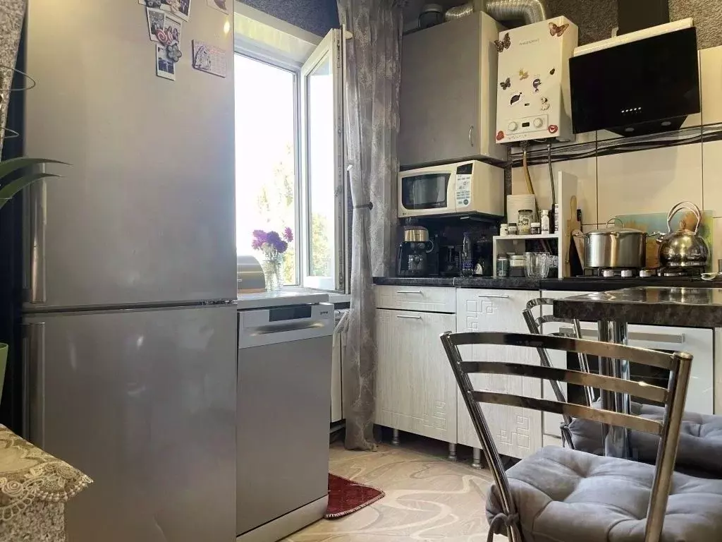 1-к кв. Брянская область, Брянск ул. Димитрова, 83 (30.8 м) - Фото 1