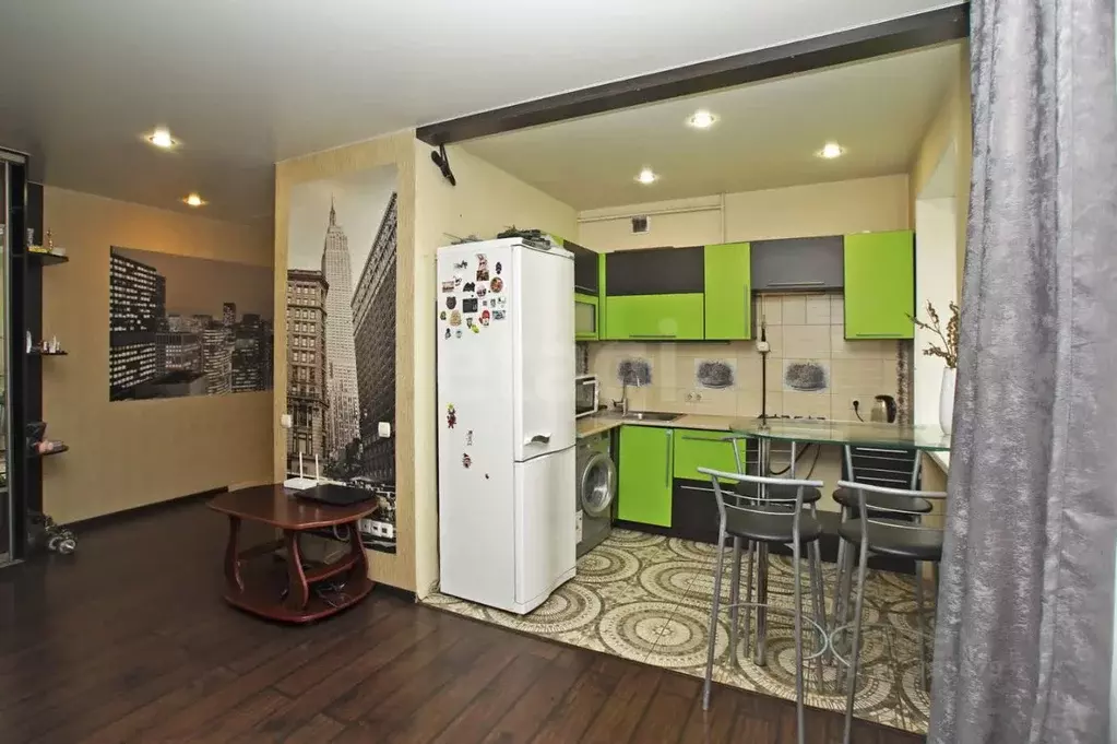 2-к кв. Омская область, Омск Спортивный проезд, 1 (44.0 м) - Фото 1