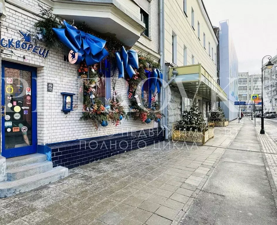 Торговая площадь в Москва Малая Бронная ул., 4 (97 м) - Фото 1