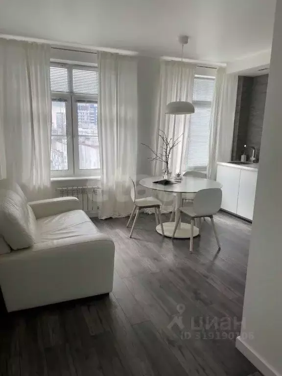 1-к кв. Нижегородская область, Нижний Новгород ул. Максима Горького, ... - Фото 1