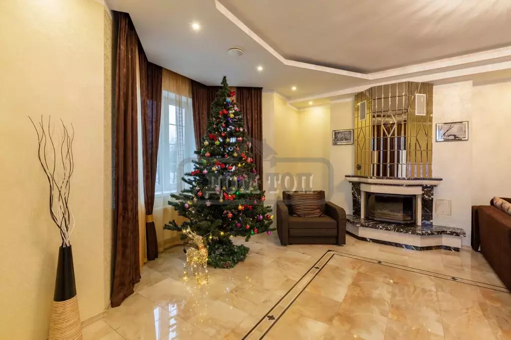 Дом в Московская область, Чехов Советская пл. (820 м) - Фото 2