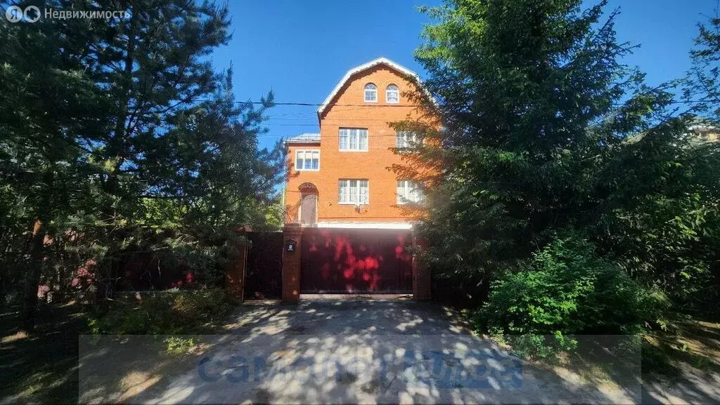 Дом в Егорьевск, улица Комарова, 1 (266 м) - Фото 0