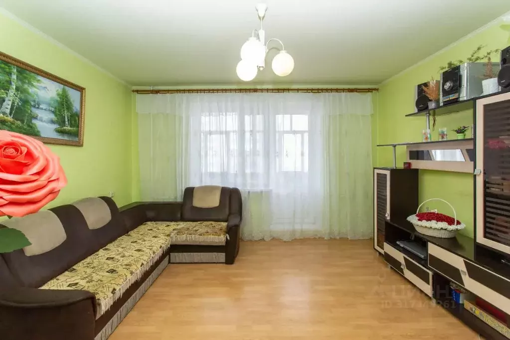 4-к кв. Тюменская область, Тобольск 9-й мкр, 27 (77.9 м) - Фото 0
