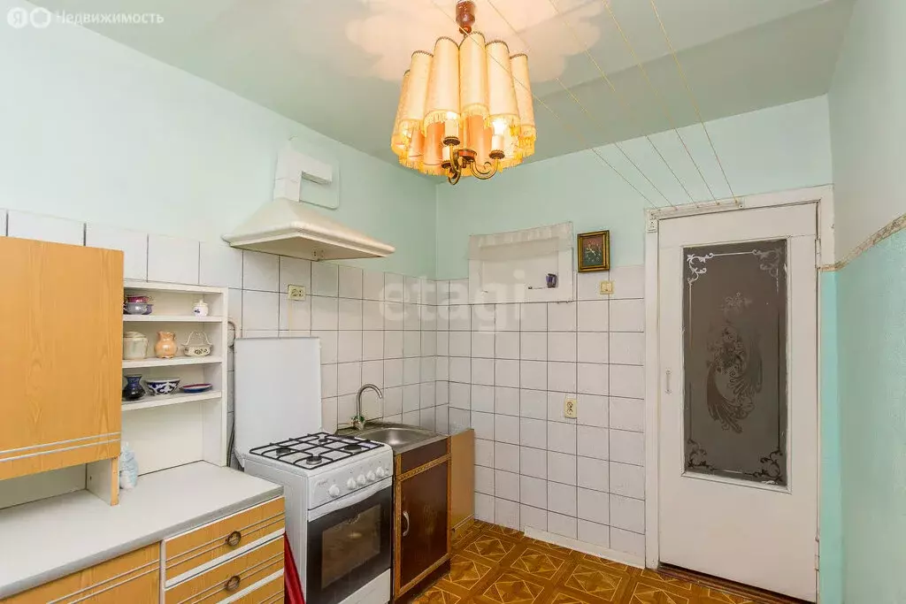 3-комнатная квартира: Краснодар, улица имени Калинина, 1к15 (65.2 м) - Фото 1