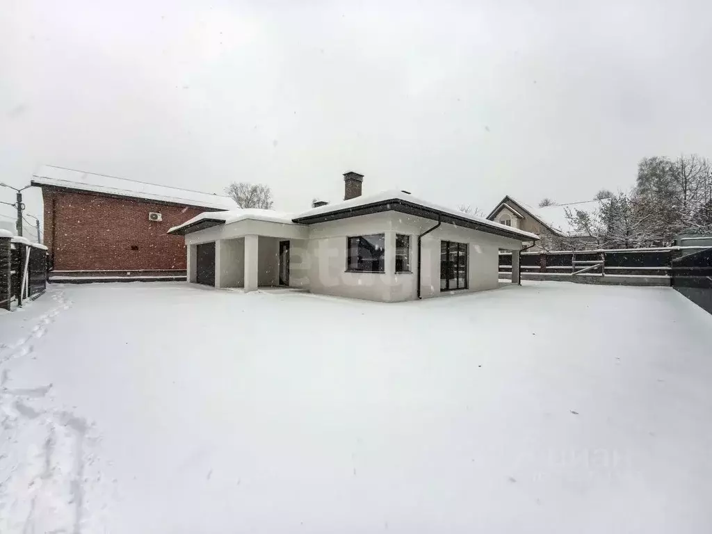 Дом в Новосибирская область, Новосибирск Уссурийский пер., 6 (224 м) - Фото 2