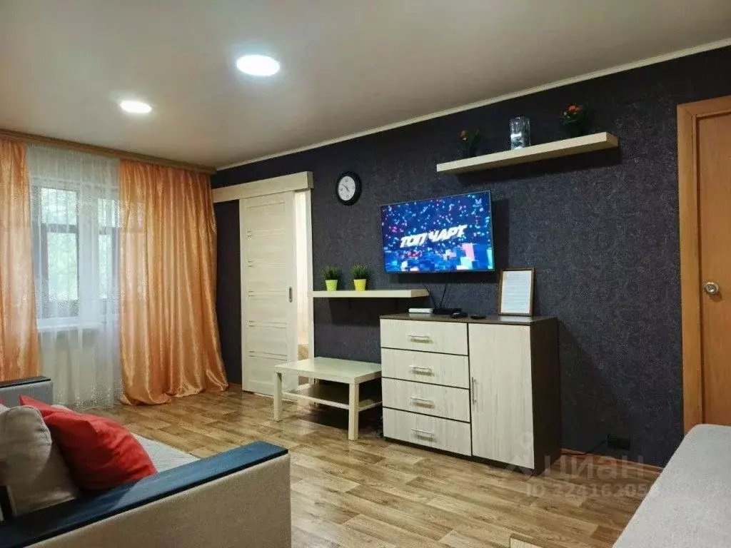 2-к кв. Самарская область, Сызрань ул. Красильникова, 46 (45.0 м) - Фото 1