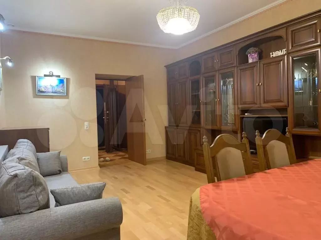 2-к. квартира, 66 м, 2/7 эт. - Фото 0